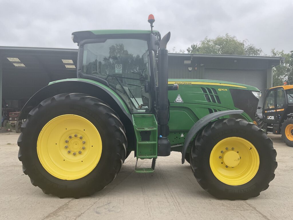 JOHN DEERE 6170 R