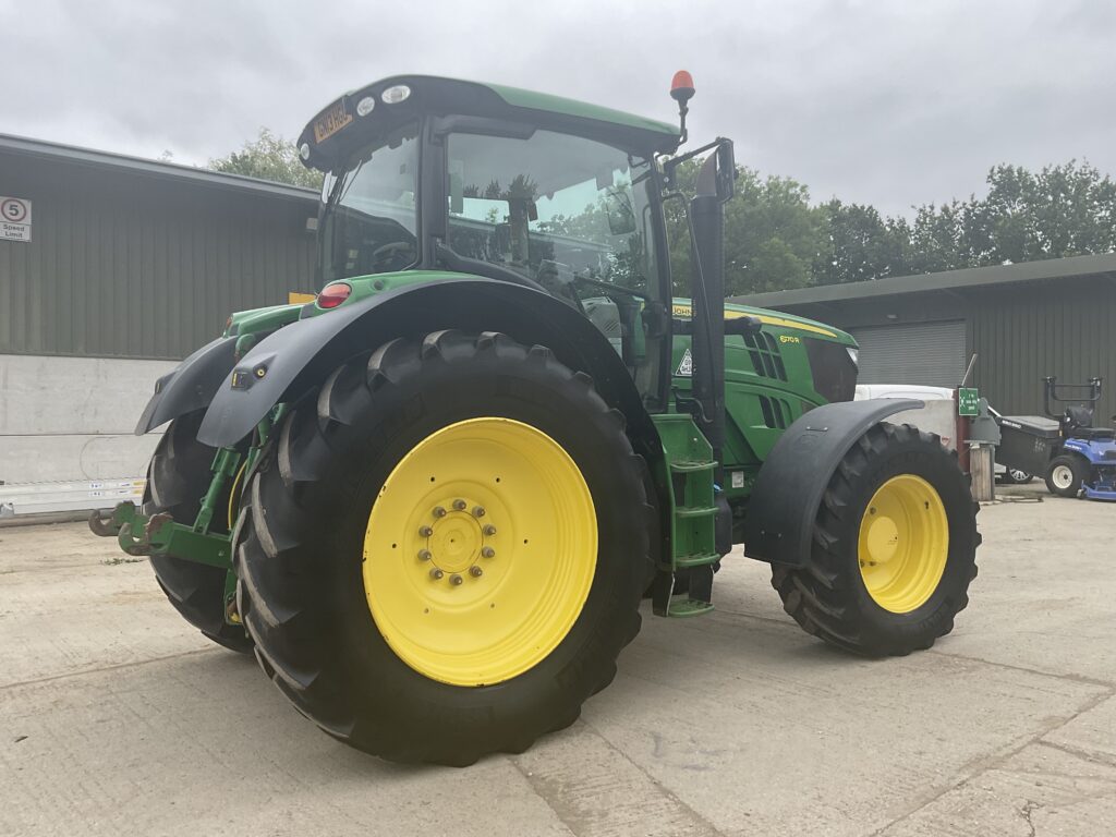 JOHN DEERE 6170 R