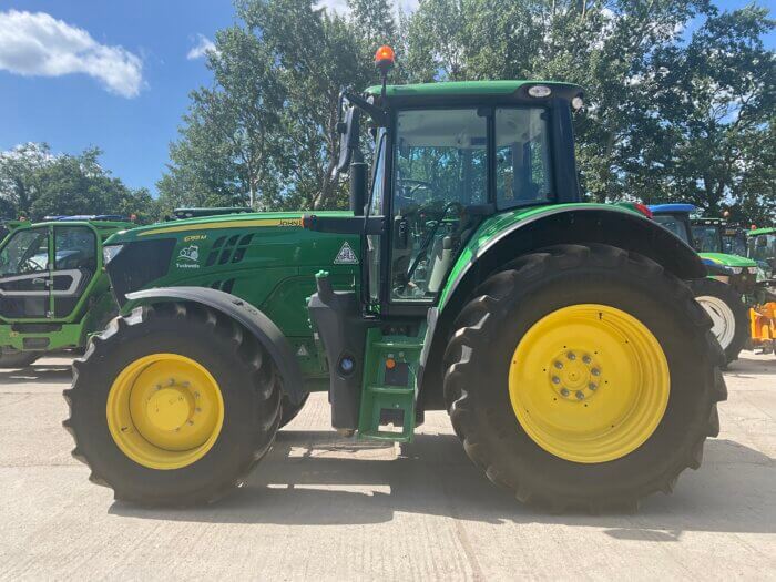 JOHN DEERE 6155M