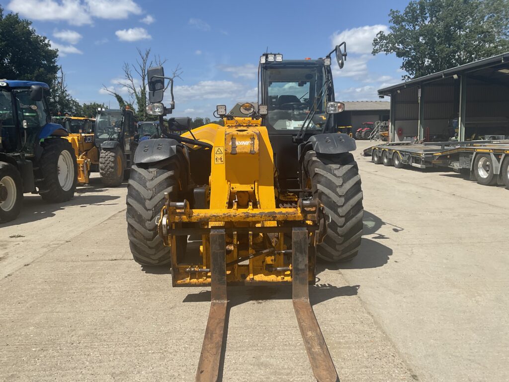 JCB 560-80 AGRI XTRA