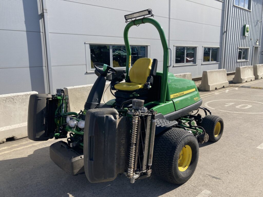 John Deere 7500AE Fairway Mower