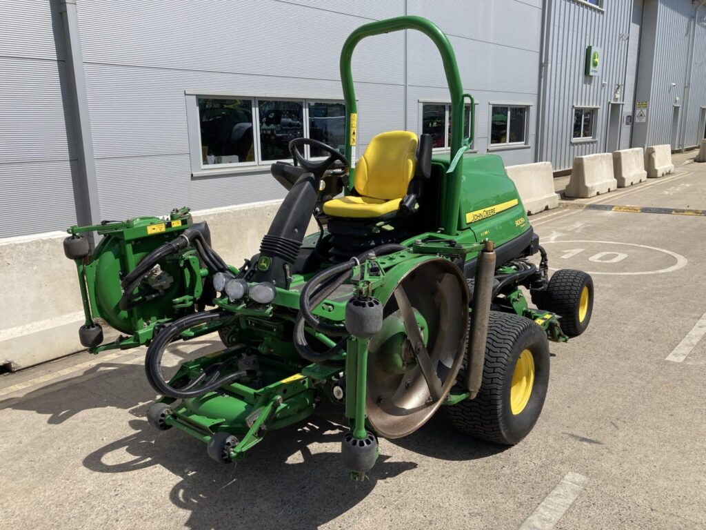 John Deere 9009A rotary 5 pod mower