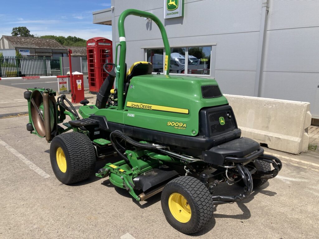 John Deere 9009A rotary 5 pod mower