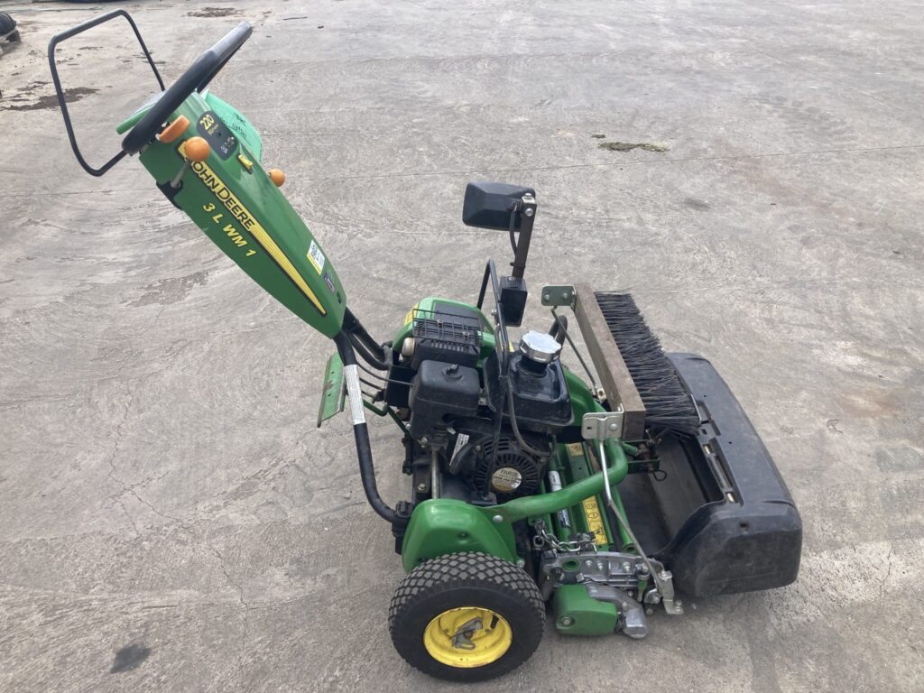 John Deere 220E walk behind greens mower