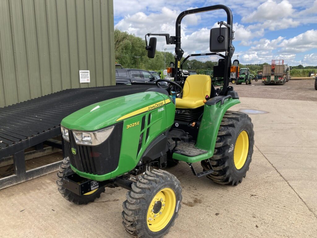 John Deere 3025E compact tractor