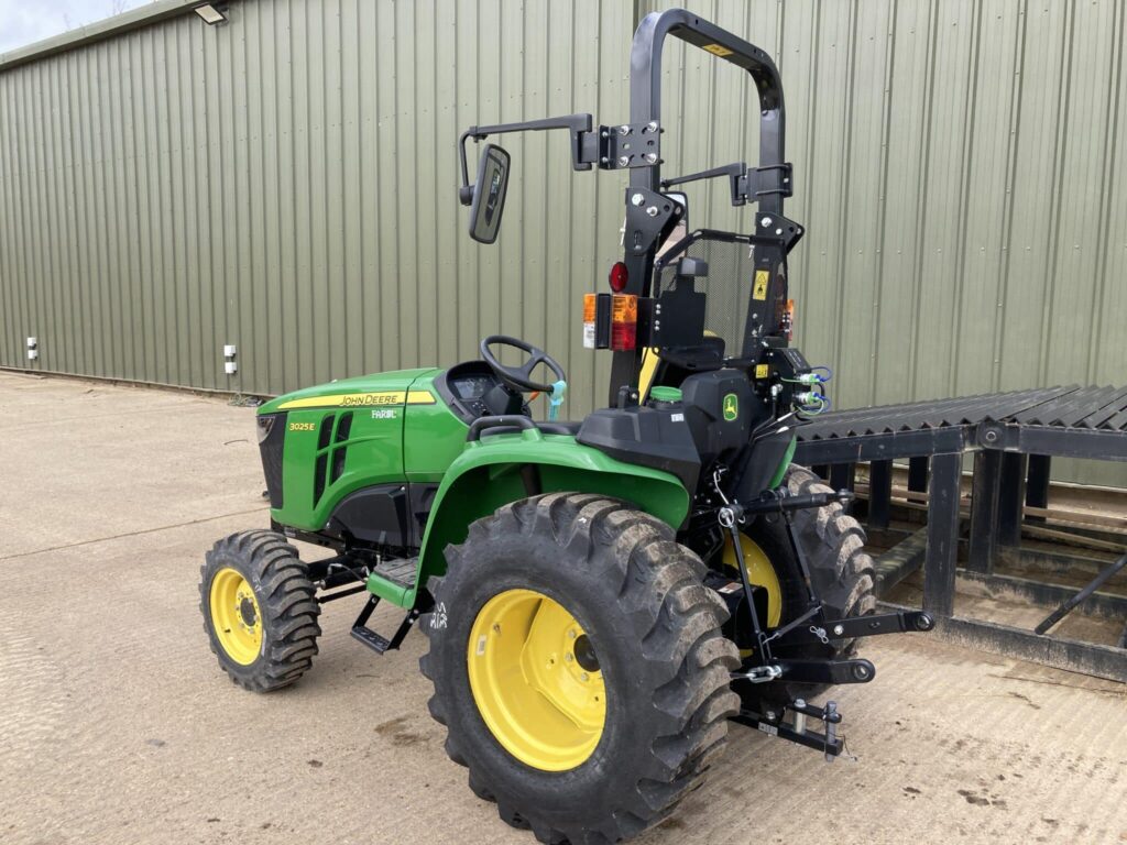 John Deere 3025E compact tractor