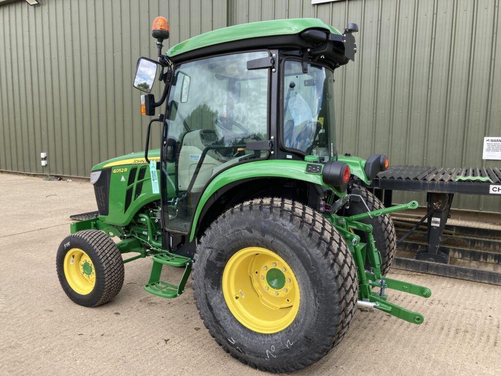 John Deere 4052R compact tractor