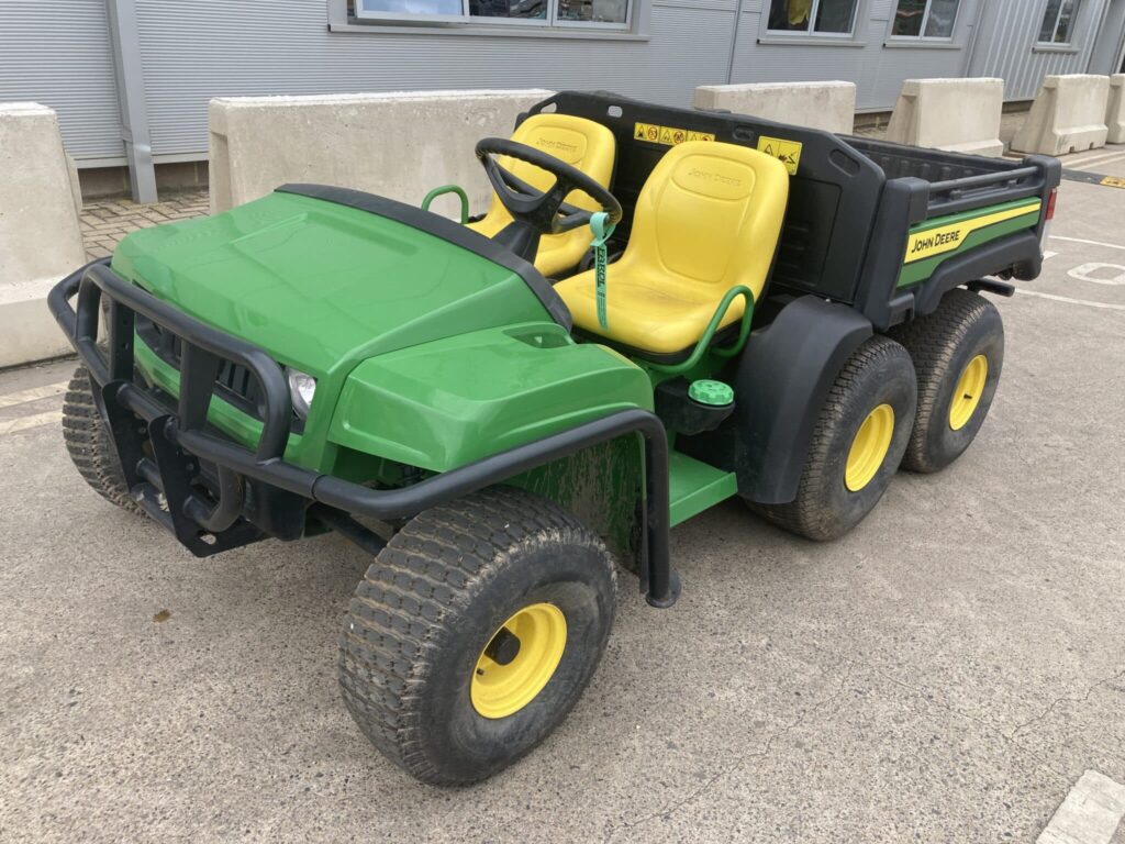 John Deere TH6x4 Gator