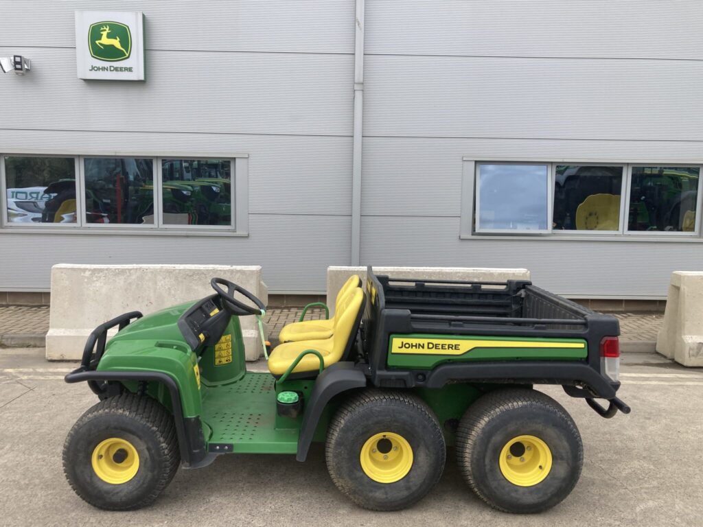 John Deere TH6x4 Gator