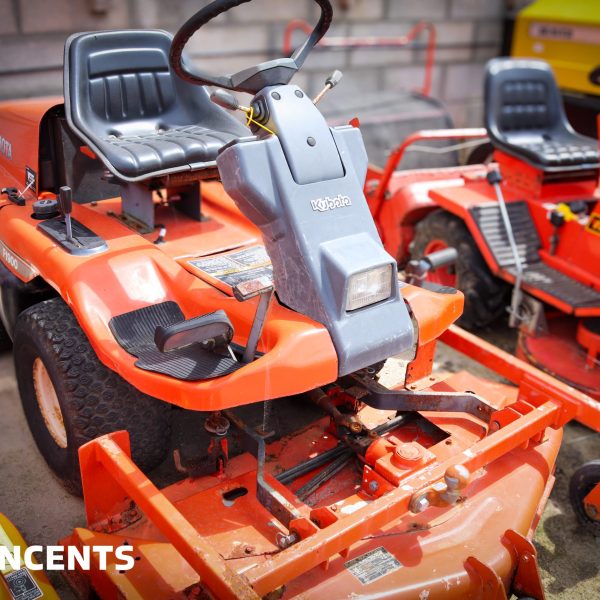 KUBOTA F1900 OUT FRONT MOWER