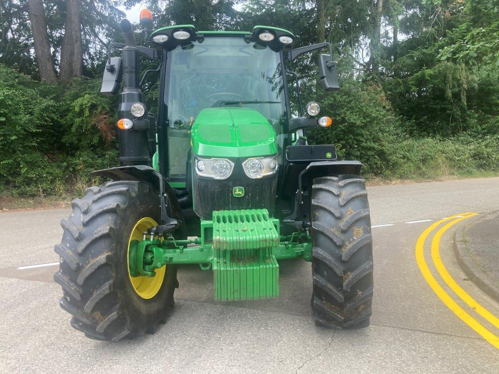 John Deere 6100M