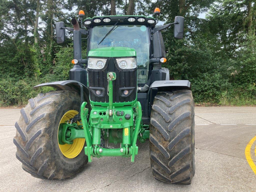 John Deere 6250R