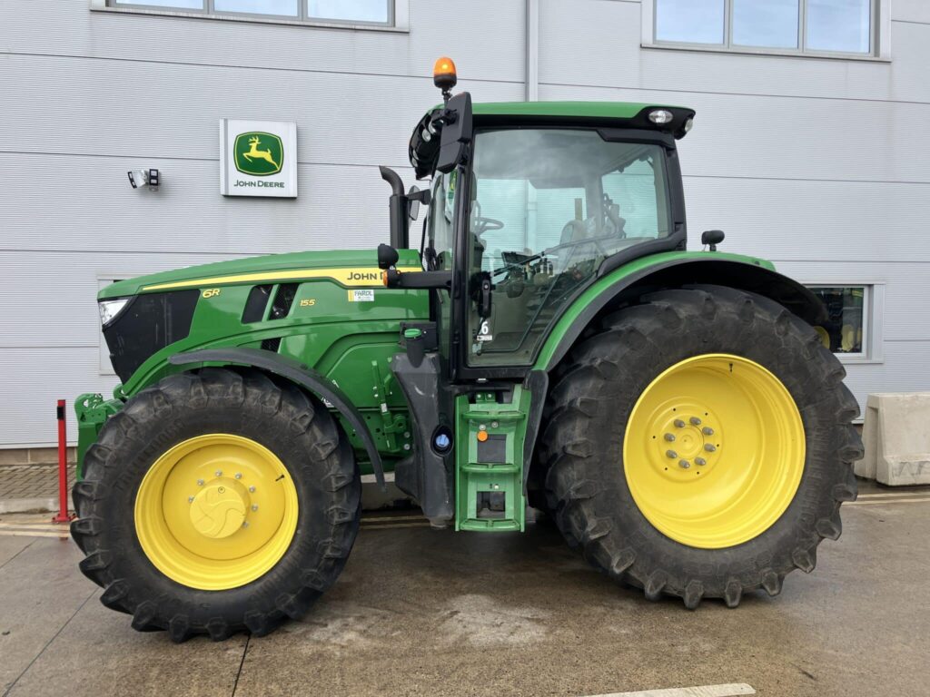 John Deere 6R 155