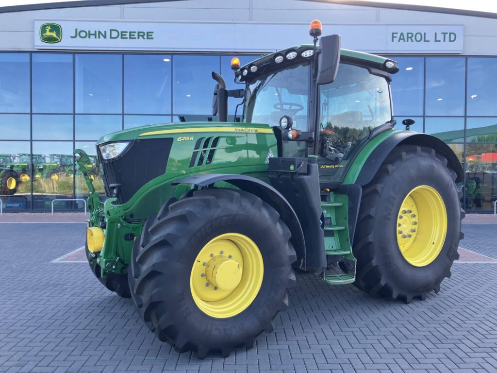 John Deere 6215R