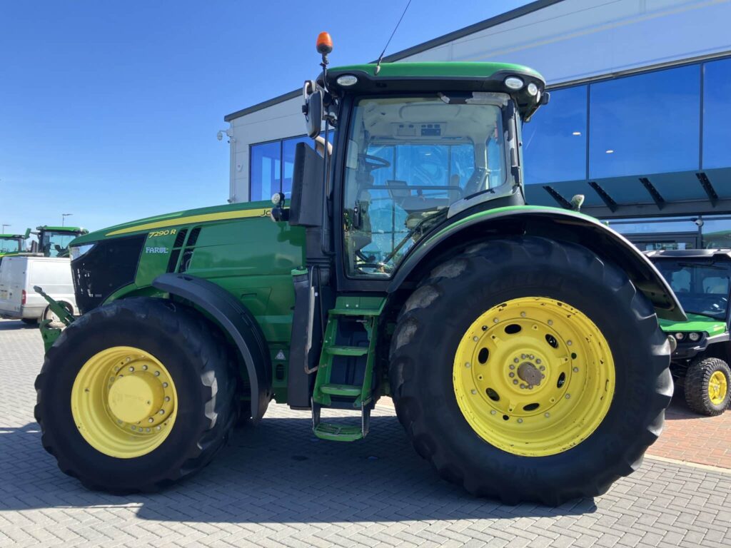 John Deere 7290R