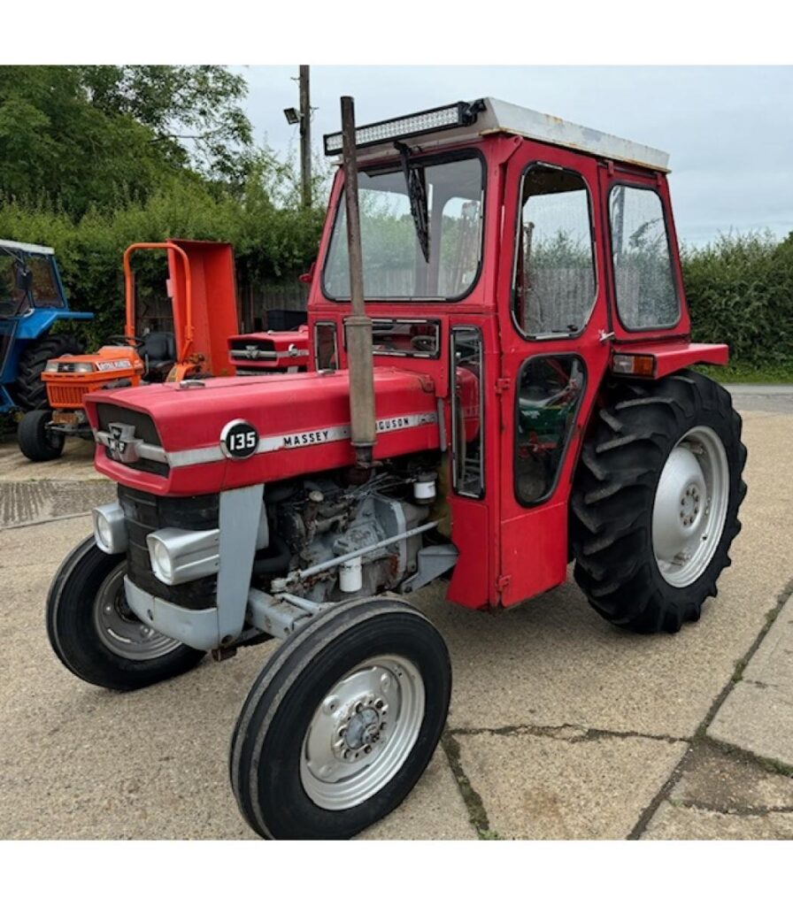 Massey Ferguson 135 Tractor