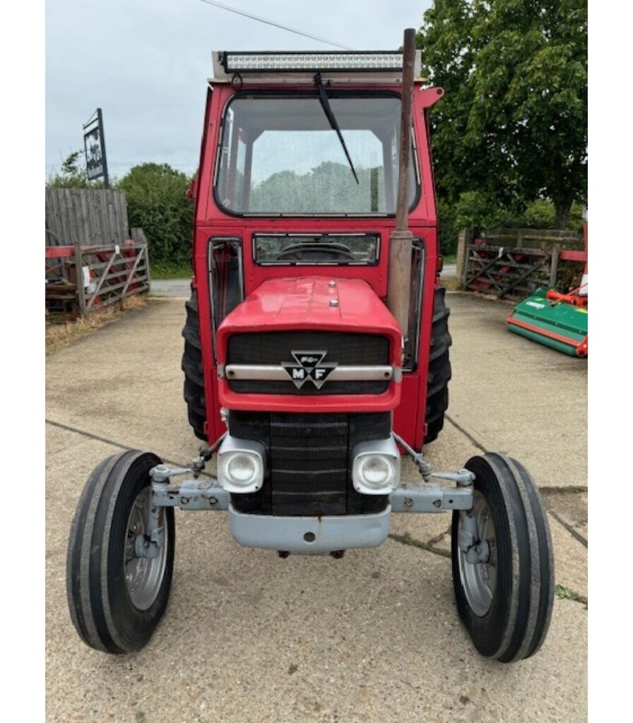 Massey Ferguson 135 Tractor