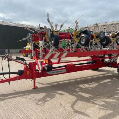 Pottinger HIT 16.18T Grass Tedder