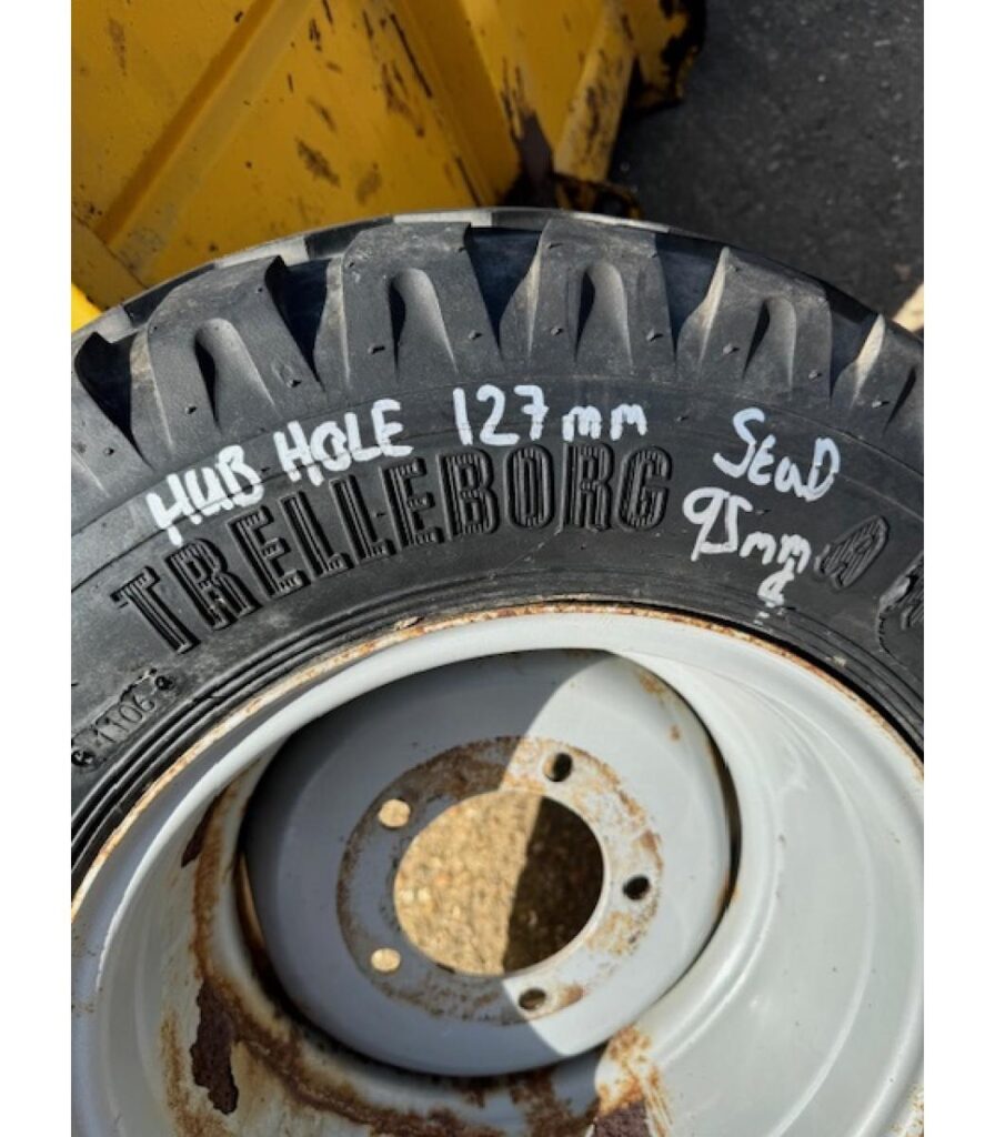 Trelleborg 60 70-15.3 Wheel and Tyre