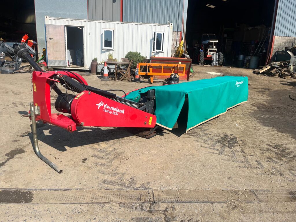 KVERNELAND TAARUP 2632 MOWER