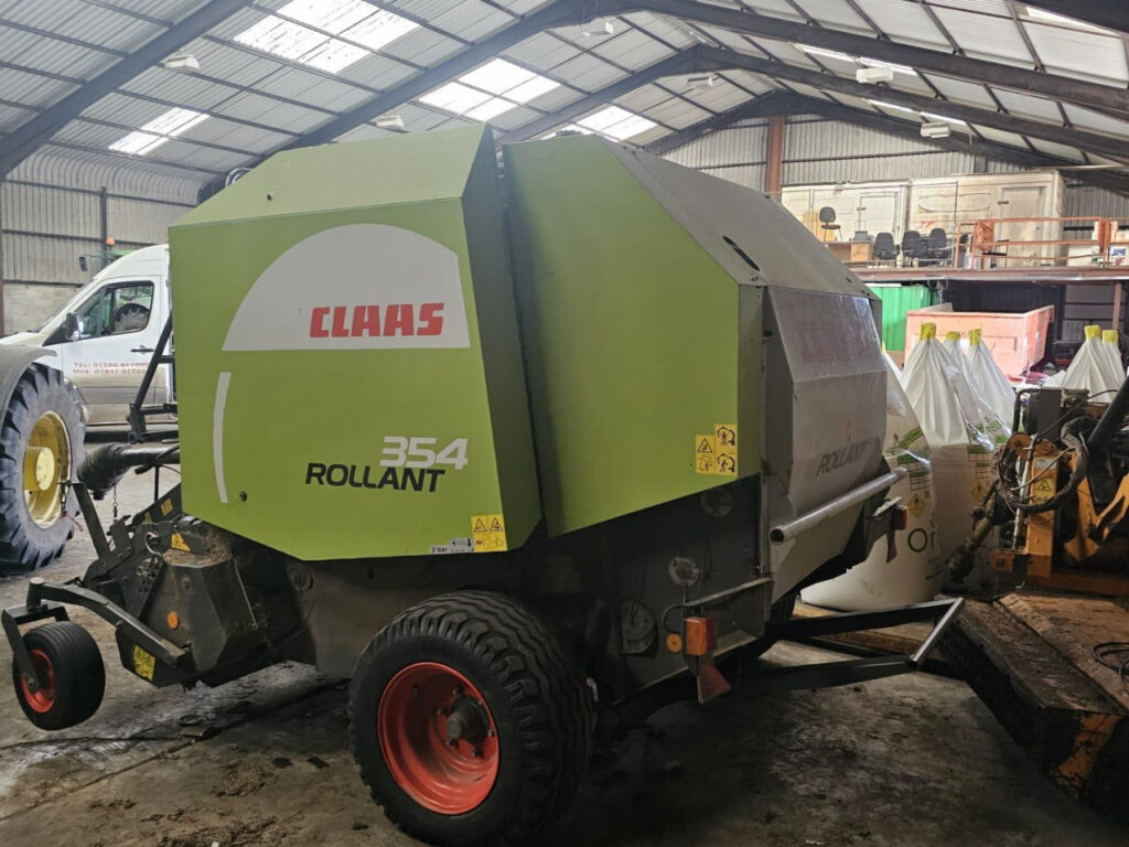 CLAAS ROLLANT 354RF