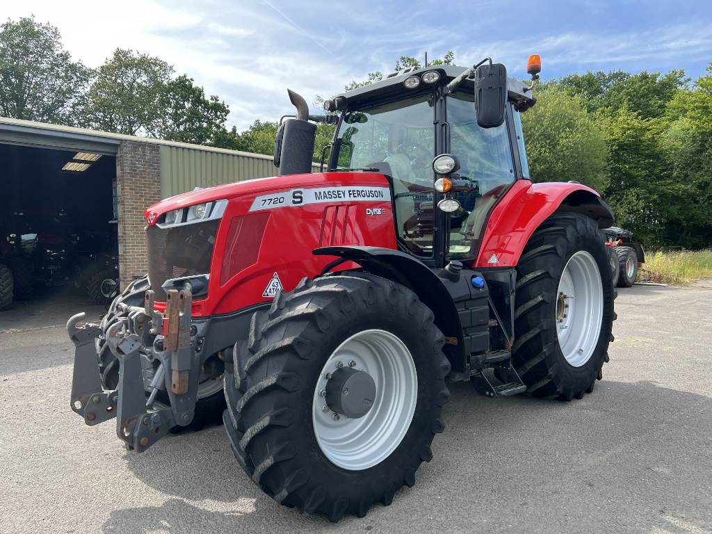 MASSEY FERGUSON 7720S DYNA 6