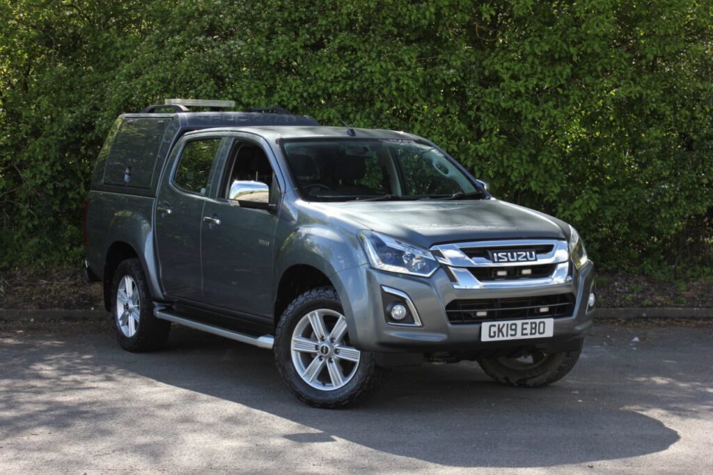 ISUZU D-MAX 2019 (19)