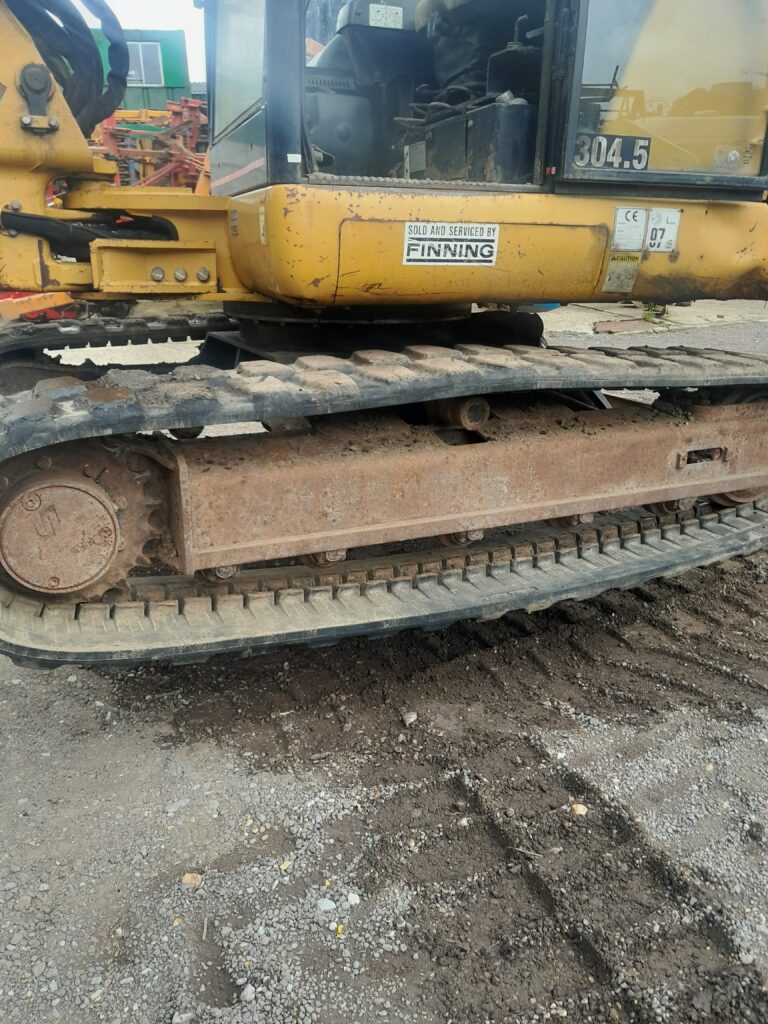 CAT 4.5 TONNE DIGGER