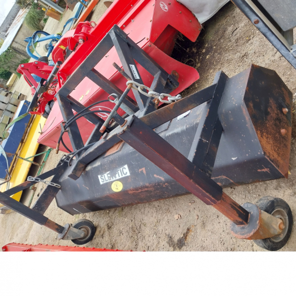 Slewtic Hydraulic Drive Road Brush £900.00