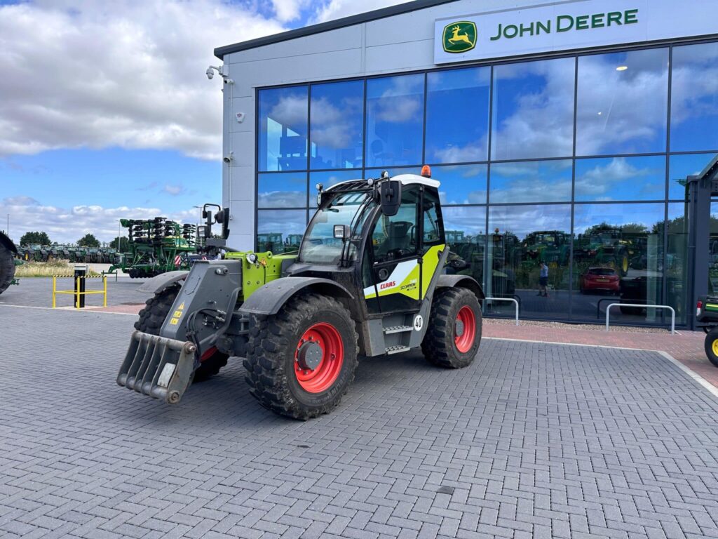 Claas Scorpion 746