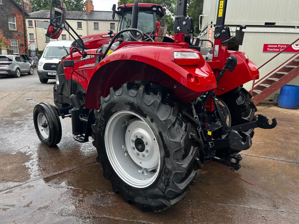 Case IH Farmall 55C ROPS