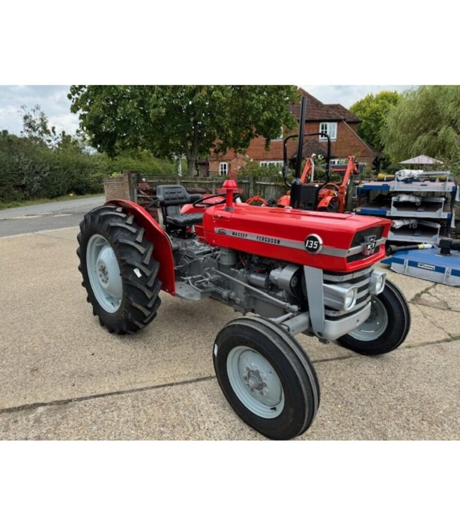 Massey Ferguson 135 Tractor