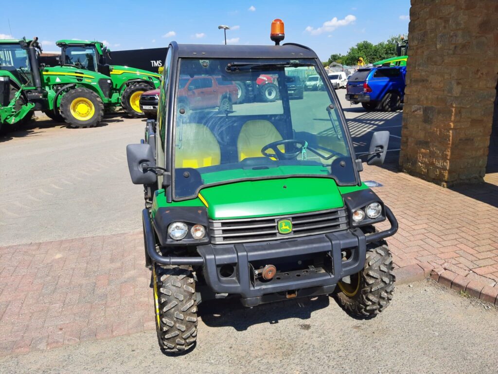 John Deere XUV855D Gator