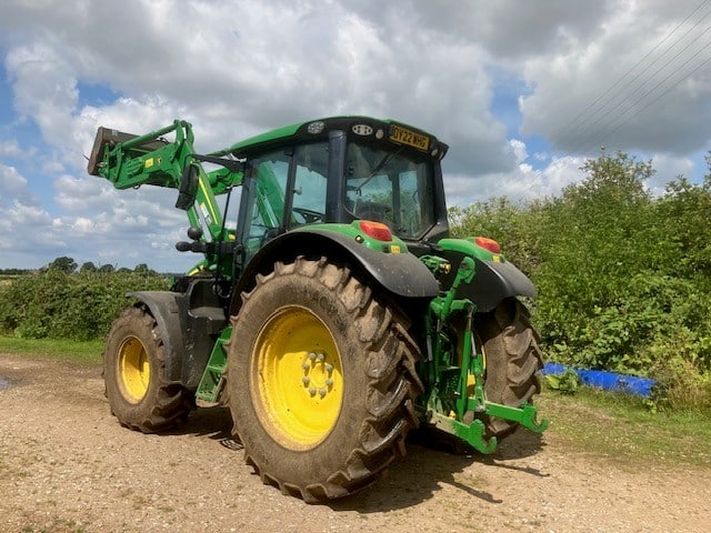 John Deere 6120M