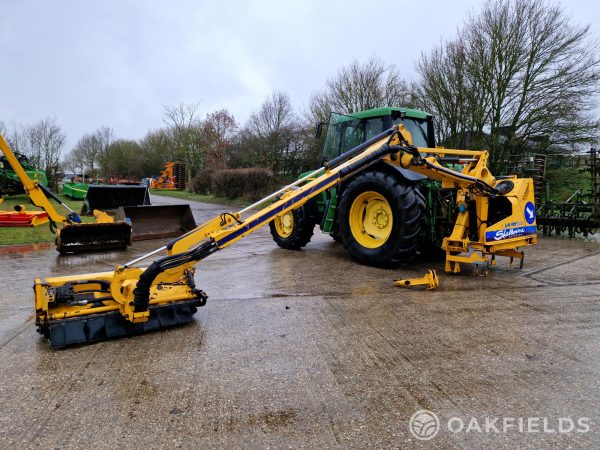 2009 Shelbourne Reynolds HD60T hedge cutter