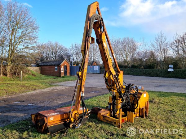 1995 McConnell PA2060 hedge cutter