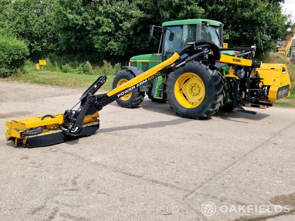 2018 McConnell PA6570 Variable forward reach hedge cutter