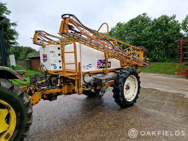 1996 Knight 2,500 litre trailer sprayer