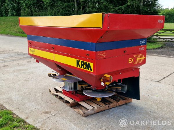 KRM Ex-Trend fertiliser spreader