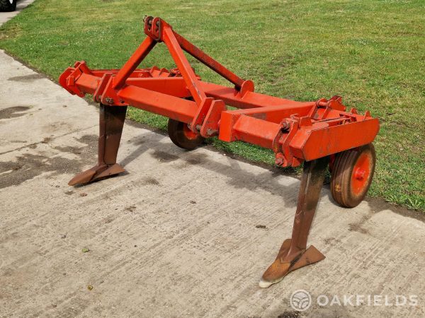 Bomford / MF 2 leg mounted subsoiler