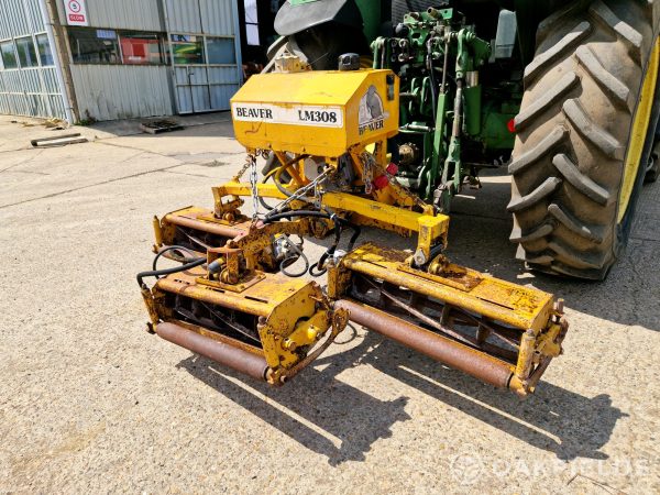 Beaver LM308 triple gang mounted cylinder mower