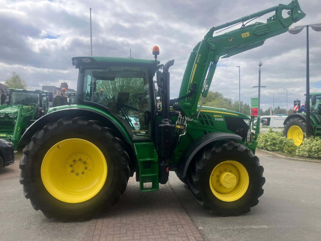 John Deere 6155R