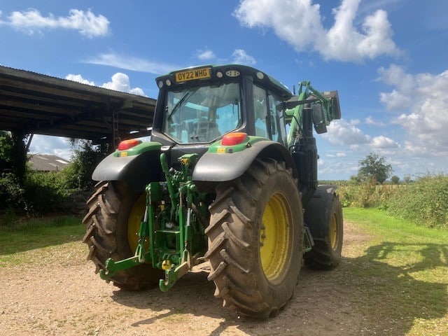 John Deere 6120M