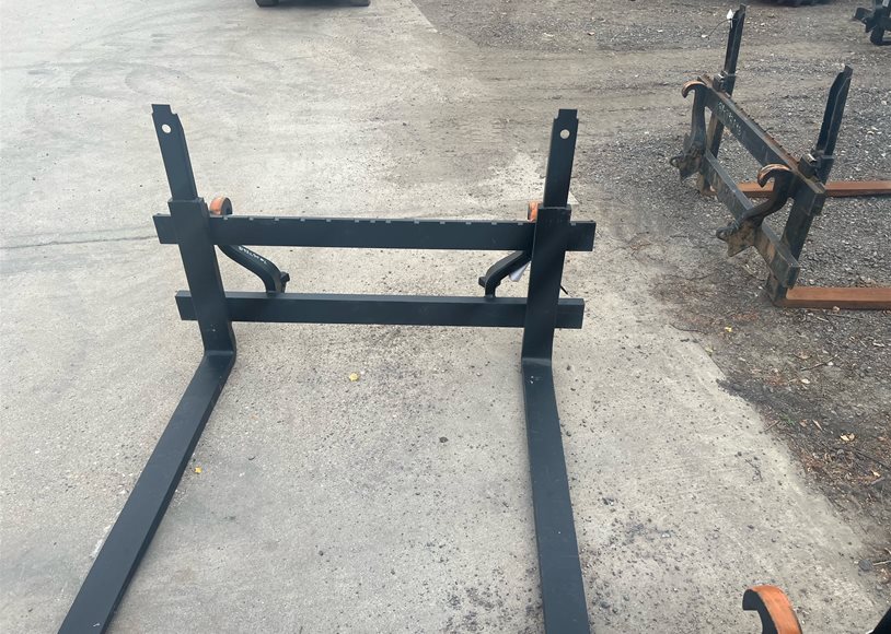 Alo 2500KG Pallet Tines