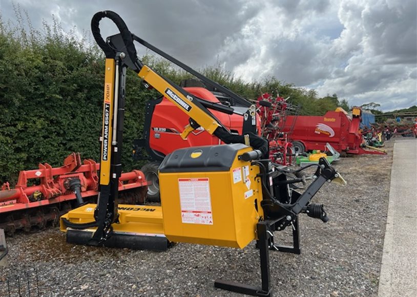 Mc Connell PA6567T Hedgecutter