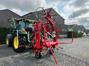 2019 Kverneland 8576 Six Rotor Tedder