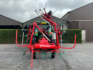 2019 Kverneland 8576 Six Rotor Tedder