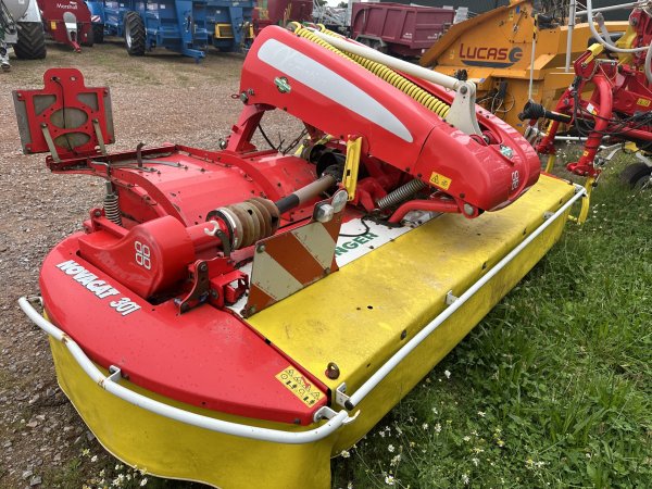 Pottinger 301 Front Mower Conditioner