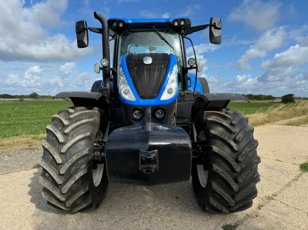 NEW HOLLAND T7.210