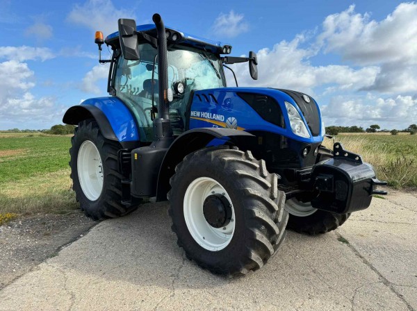 NEW HOLLAND T7.210